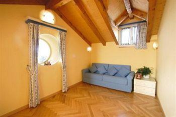 Aparthotel Bottacin 2*